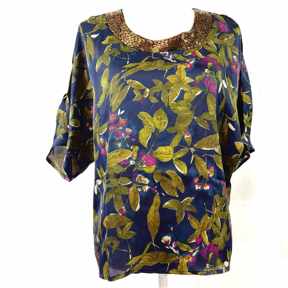 COLLECTIVE CONCEPT EMBELLISHED PULLOVER TOP (a388) - Picture 12 of 14